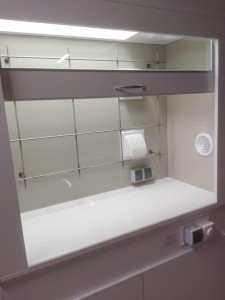 Kratownica nierdzewna komory roboczej dygestorium