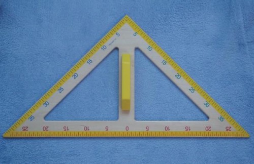Trójkąt krawiecki 45