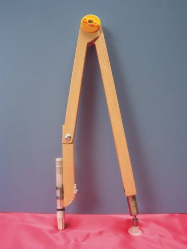 Cyrkie krawiecki na pisak