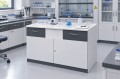 Stolik laboratoryjny modern w pracowni
