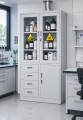 Szafa na odczynniki chemiczne szufladowa z wyciągiem w pracowni