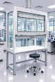 Dygestorium na postumencie metalowym bez zlewu PRO-III glass w pracowni