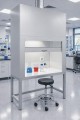 Dygestorium laboratoryjne Pro-V typ A na postumencie metalowym bez zlewu w pracowni